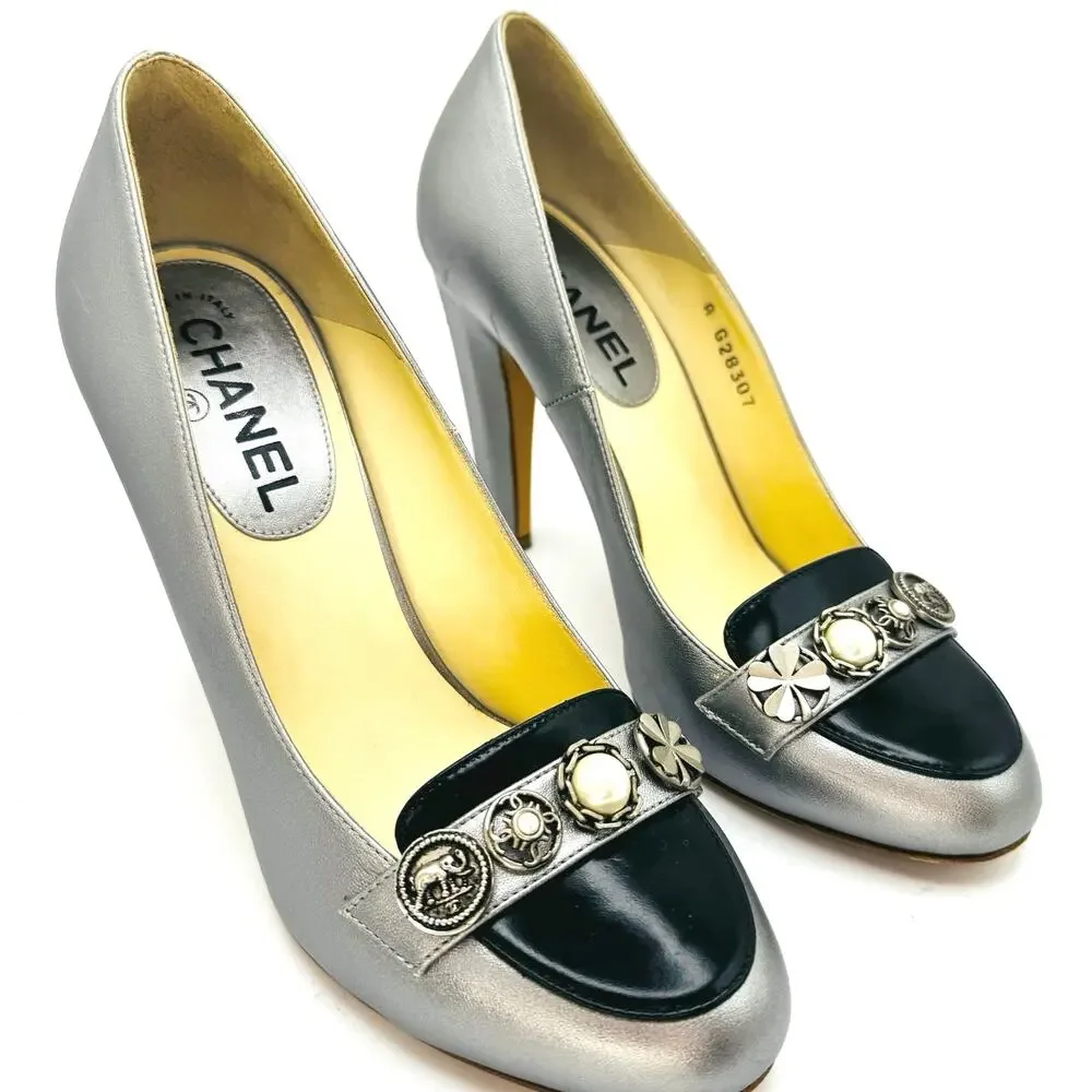 Chanel CC Logo Silver Black Cap Toe Pearl Crest Embellished Pumps EU 39